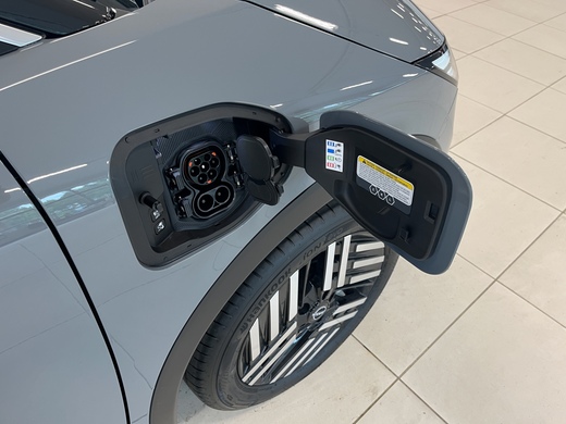 heti ajoon Nissan Leaf
