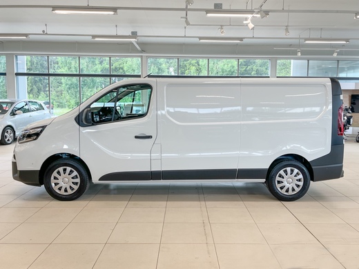 heti ajoon Nissan Primastar