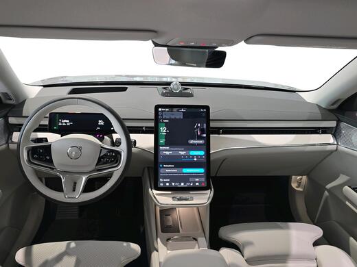 heti ajoon Volvo ES90
