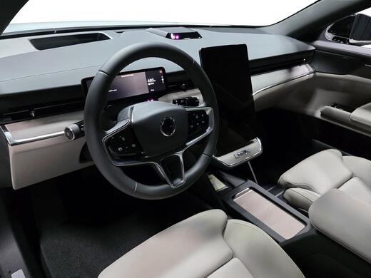 heti ajoon Volvo ES90