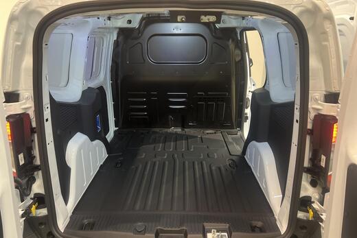heti ajoon Ford Transit Courier