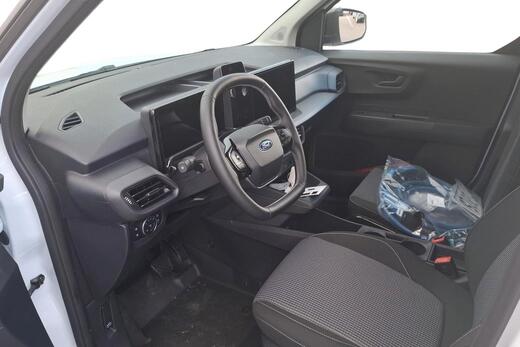 heti ajoon Ford Transit Courier