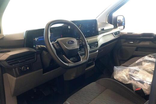 heti ajoon Ford Transit Custom