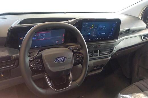 heti ajoon Ford Transit Custom