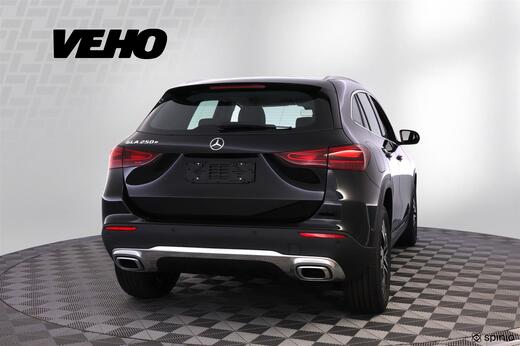 heti ajoon Mercedes-Benz GLA