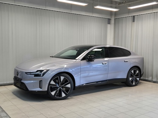 heti ajoon Volvo ES90