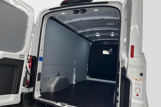 heti ajoon Ford Transit