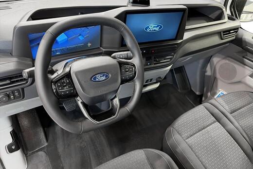 heti ajoon Ford Transit Custom