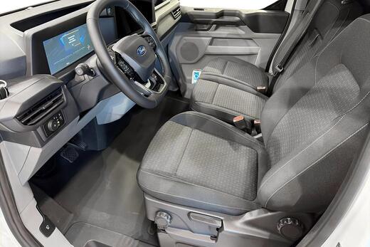 heti ajoon Ford Transit Custom