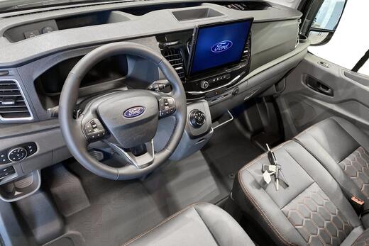 heti ajoon Ford Transit