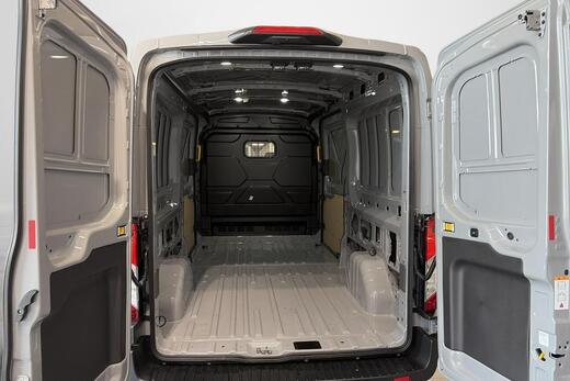 heti ajoon Ford Transit