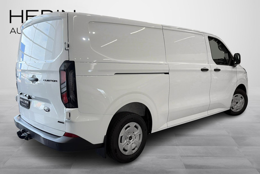 heti ajoon Ford Transit Custom