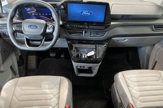 heti ajoon Ford Tourneo Custom