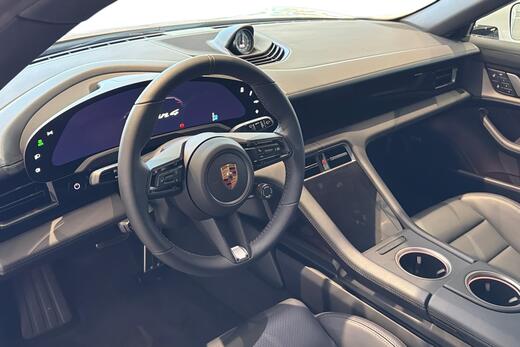 heti ajoon Porsche Taycan