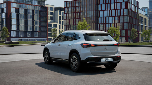 heti ajoon Mercedes-Benz EQA
