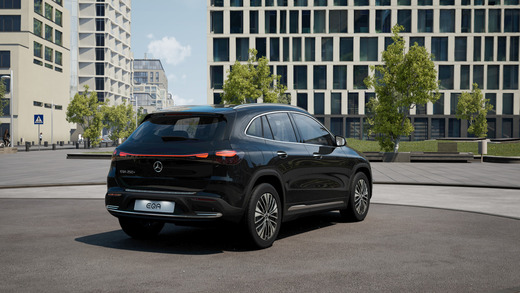 heti ajoon Mercedes-Benz EQA