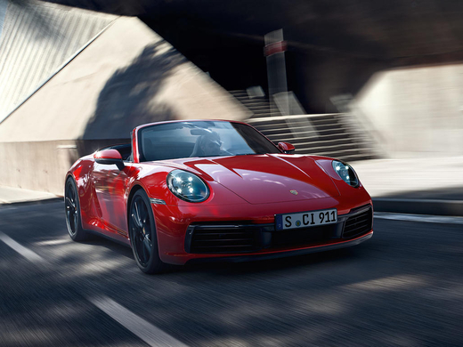 uusi Porsche 911