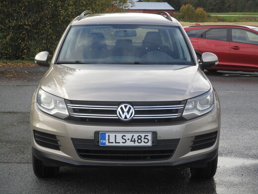 Volkswagen Tiguan vaihtoauto