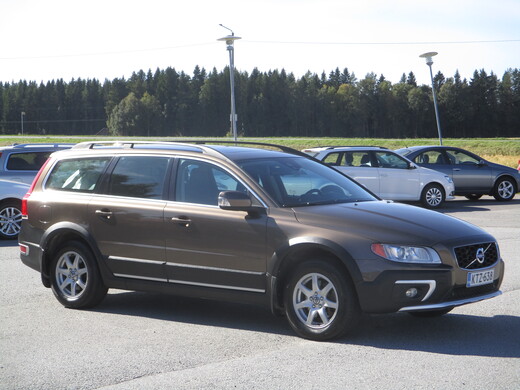 Volvo XC70 vaihtoauto
