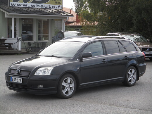 Toyota Avensis vaihtoauto