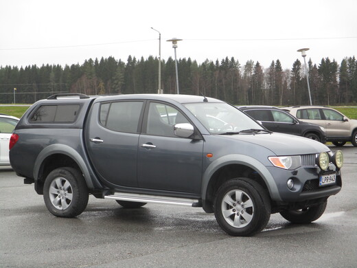 Mitsubishi L200 vaihtoauto