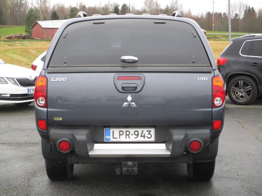 Mitsubishi L200 vaihtoauto