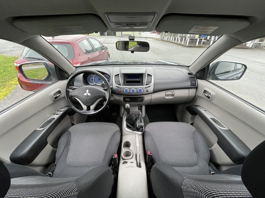 Mitsubishi L200 vaihtoauto