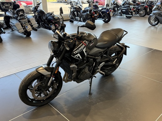Triumph TR vaihtoauto