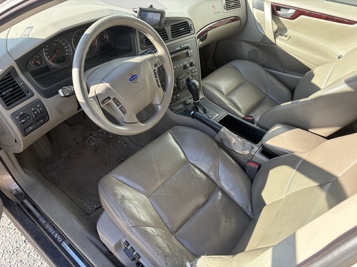 Volvo V70 vaihtoauto