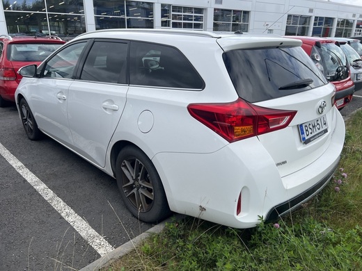 Toyota Auris vaihtoauto
