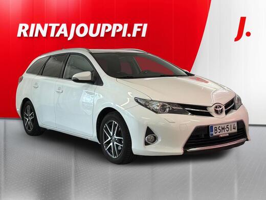 Toyota Auris vaihtoauto