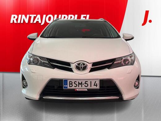 Toyota Auris vaihtoauto