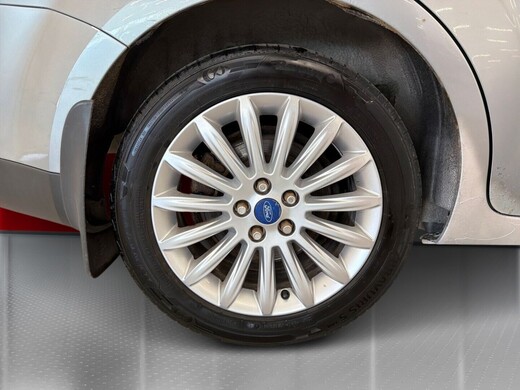 Ford S-MAX vaihtoauto