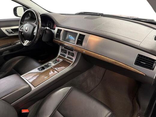 Jaguar XF vaihtoauto