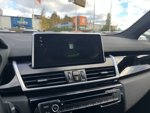 BMW 225 vaihtoauto