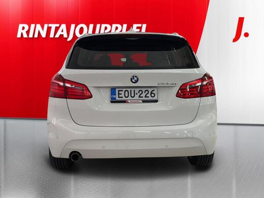 BMW 225 vaihtoauto