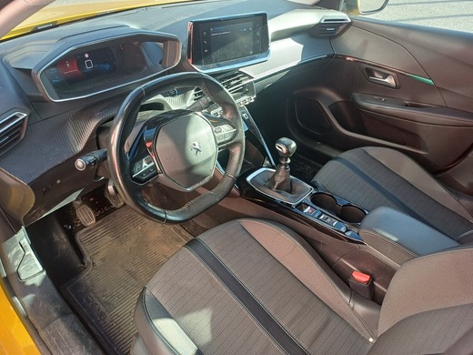 Peugeot 208 vaihtoauto