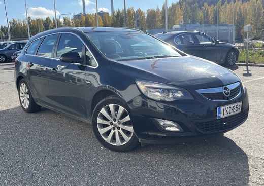 Opel Astra vaihtoauto