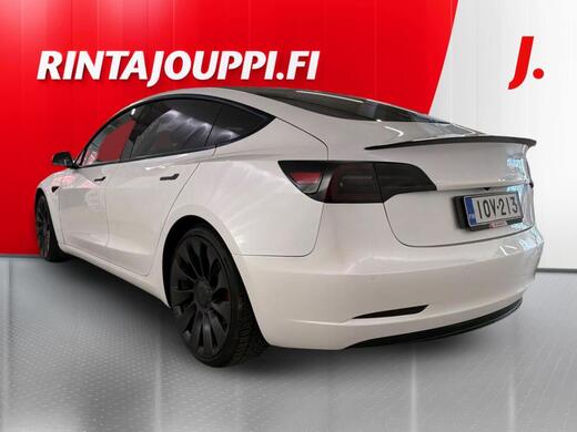 Tesla Model 3 vaihtoauto