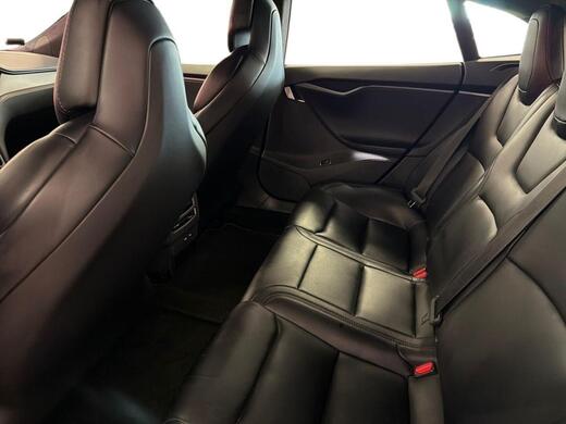 Tesla Model S vaihtoauto