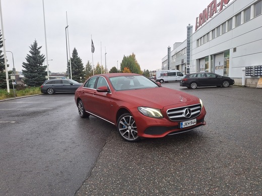 Mercedes-Benz E vaihtoauto