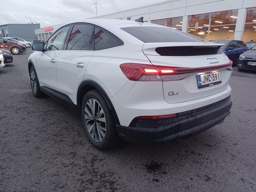 Audi Q4 e-tron vaihtoauto