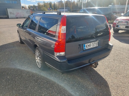 Volvo V70 vaihtoauto