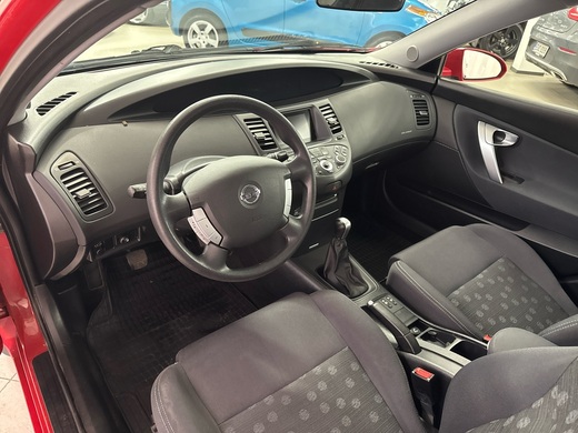 Nissan Primera vaihtoauto