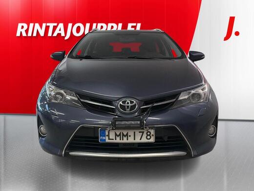 Toyota Auris vaihtoauto