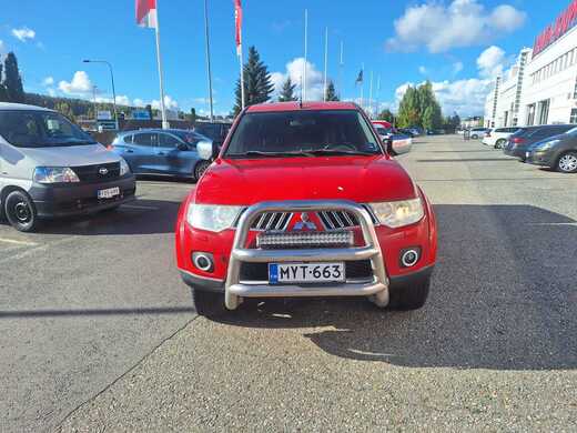 Mitsubishi L200 vaihtoauto