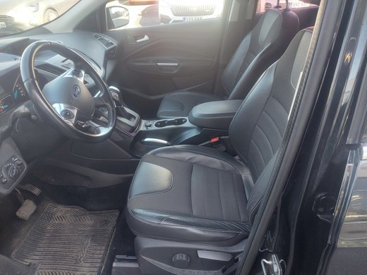 Ford Kuga vaihtoauto