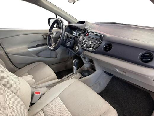 Honda Insight vaihtoauto