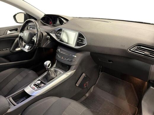 Peugeot 308 vaihtoauto