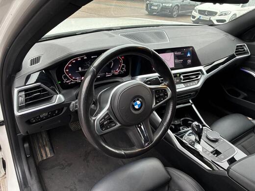 BMW 330 vaihtoauto